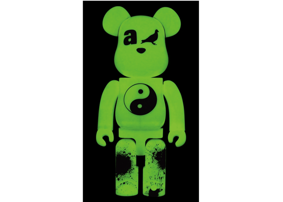 Bearbrick x atmos x Staple #4 100% & 400% Set Glow – RIF NYC